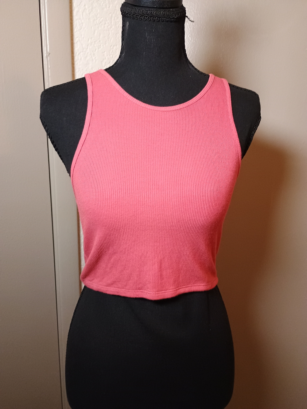 American Eagle Ribbed Tank Top in Pink Size S/M Like New